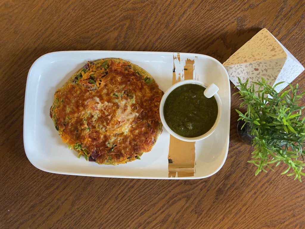 Dal Veggie Uttapam - Diet Yumm